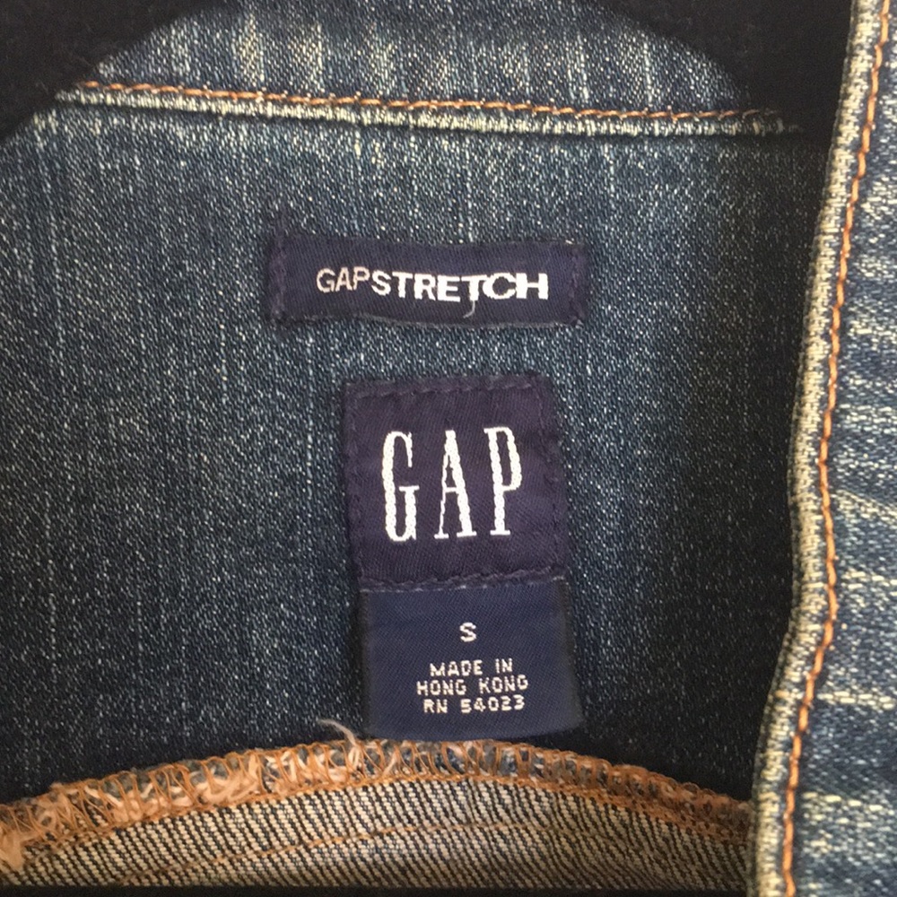 Gap Jean Jacket - Picture 2 of 3